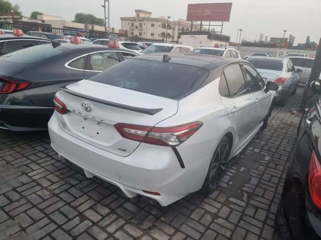 Toyota Camry 2019 thumbnail 1