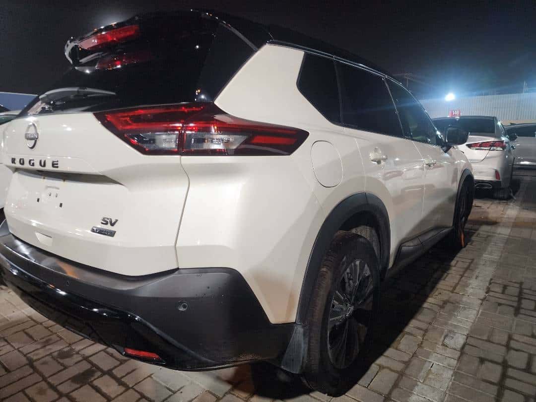 NISSAN ROGUE 2023 thumbnail 1