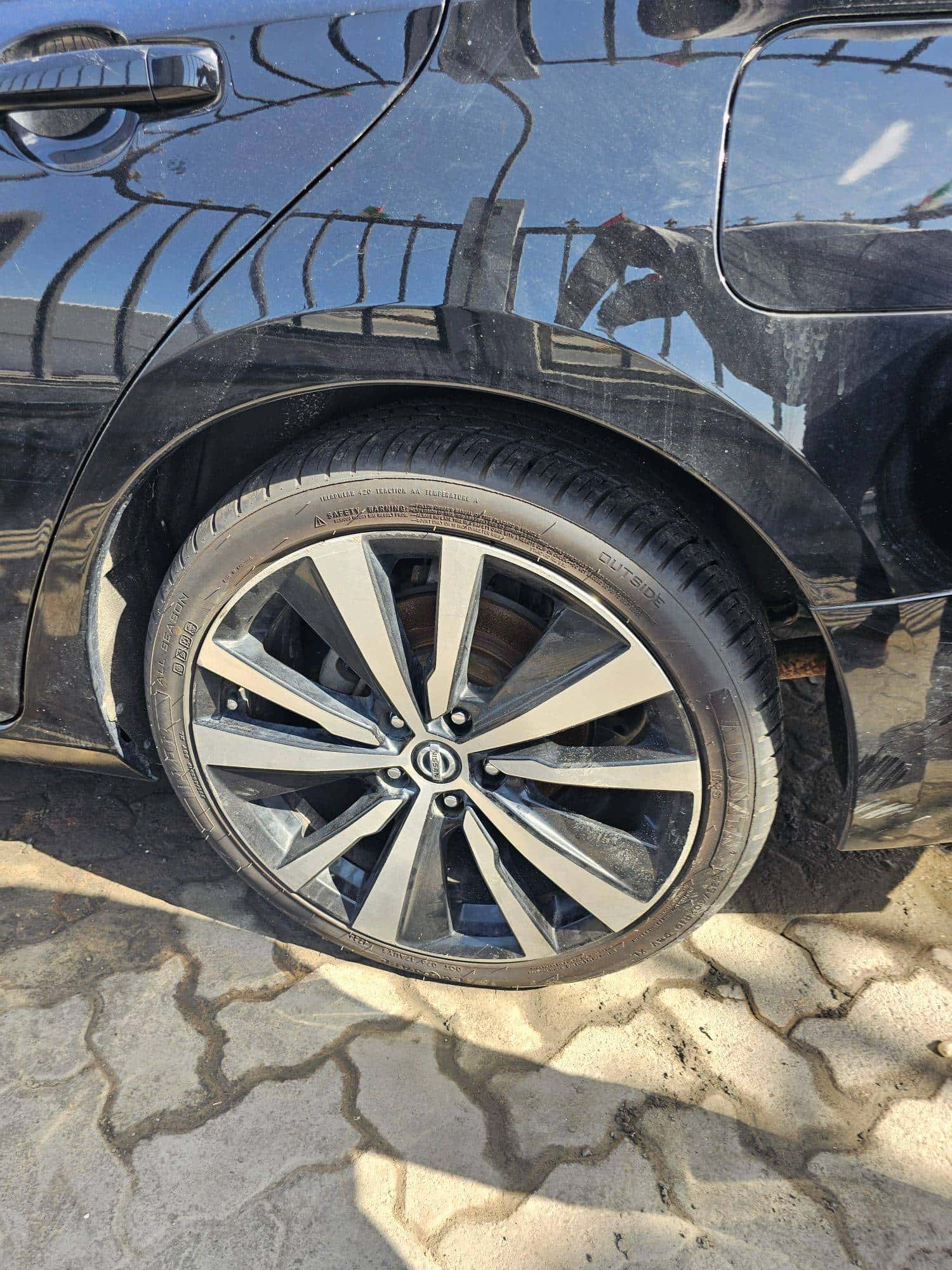 NISSAN ALTIMA - Exterior