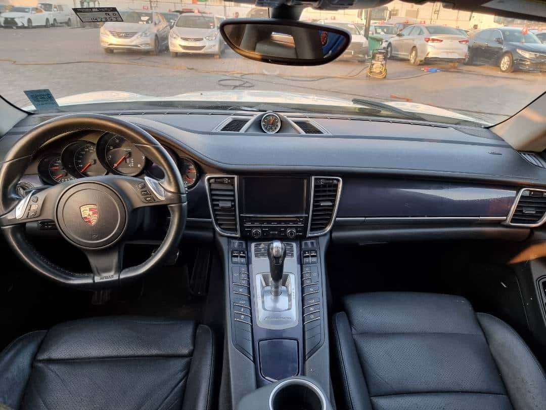 PORSCHE PANAMERA S - Exterior