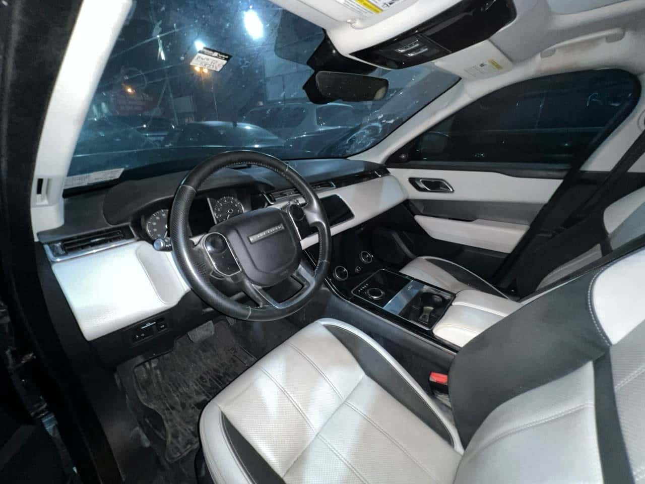 Land Rover Range Rover Velar 2020 thumbnail 4