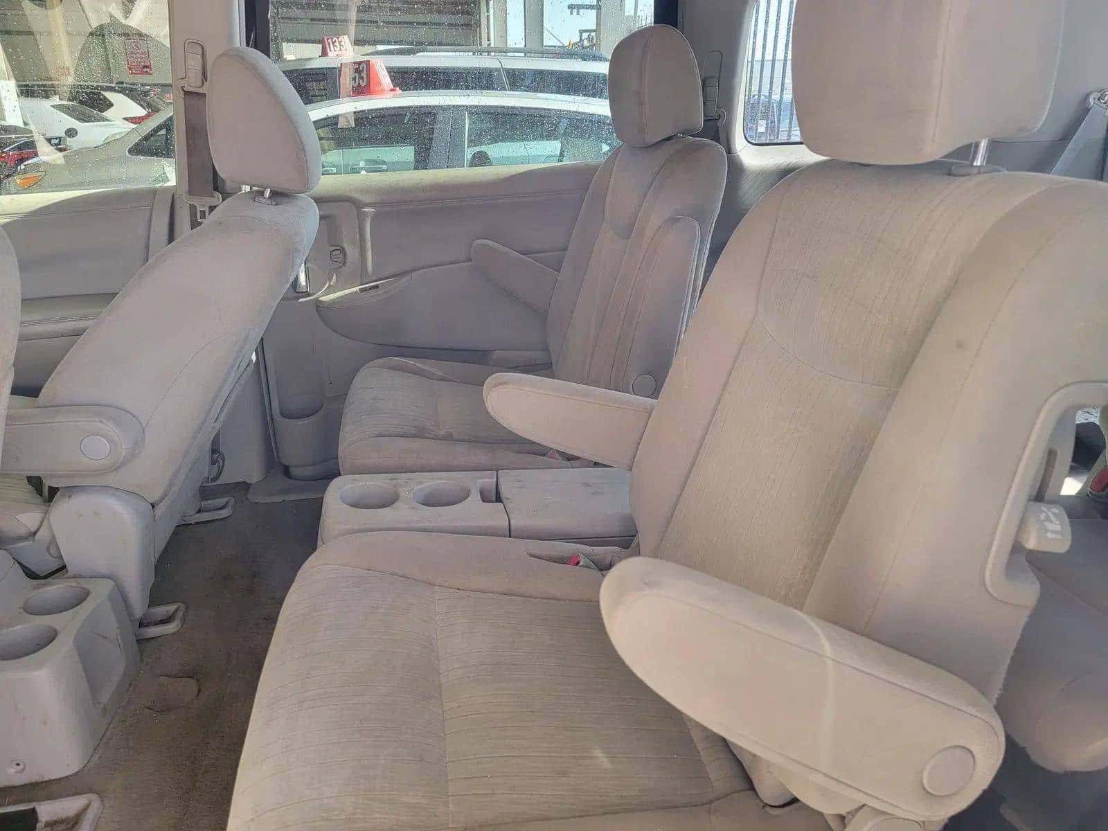 Nissan Quest 2015 thumbnail 3