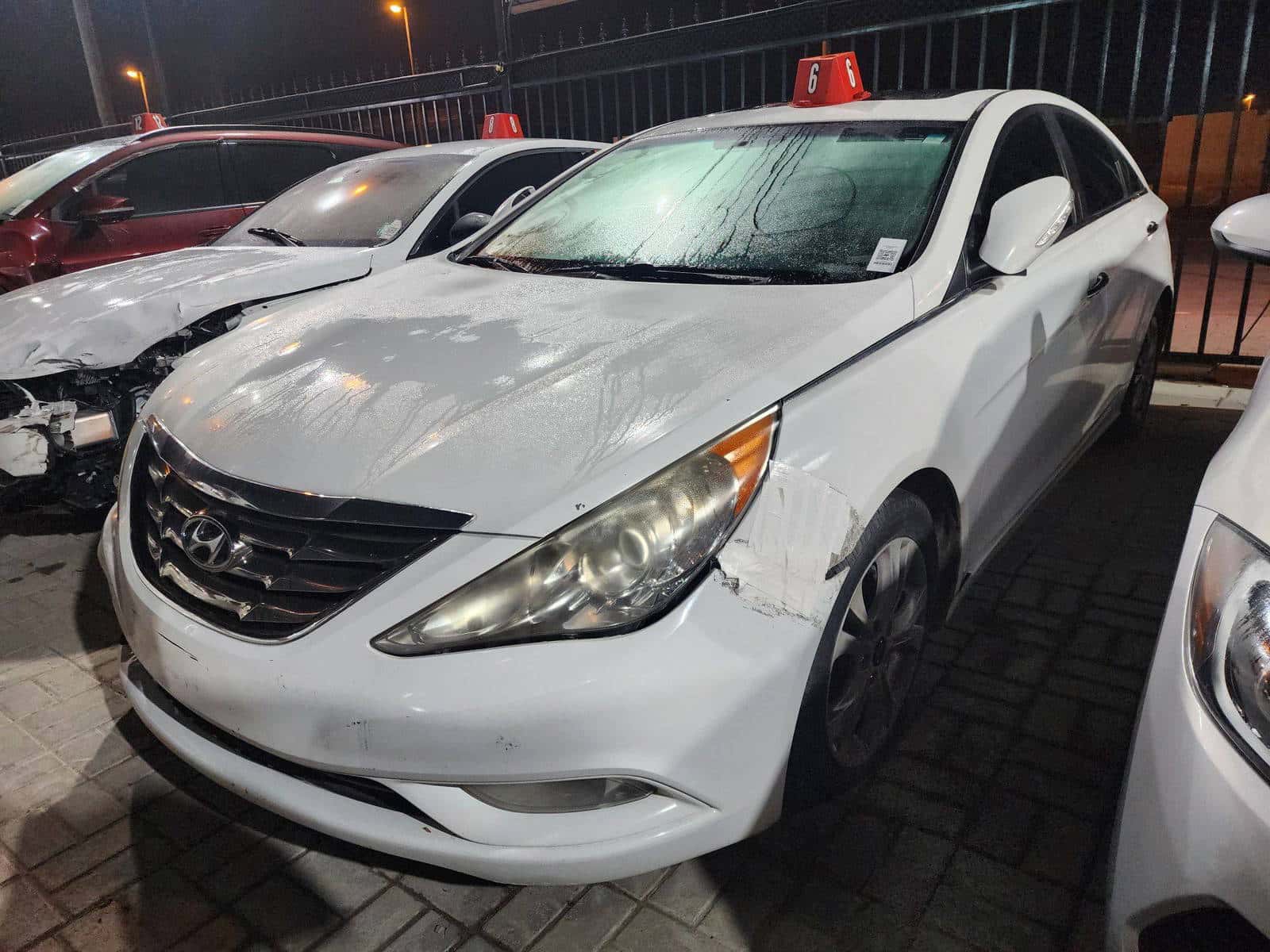 HYUNDAI SONATA 2011 thumbnail 2