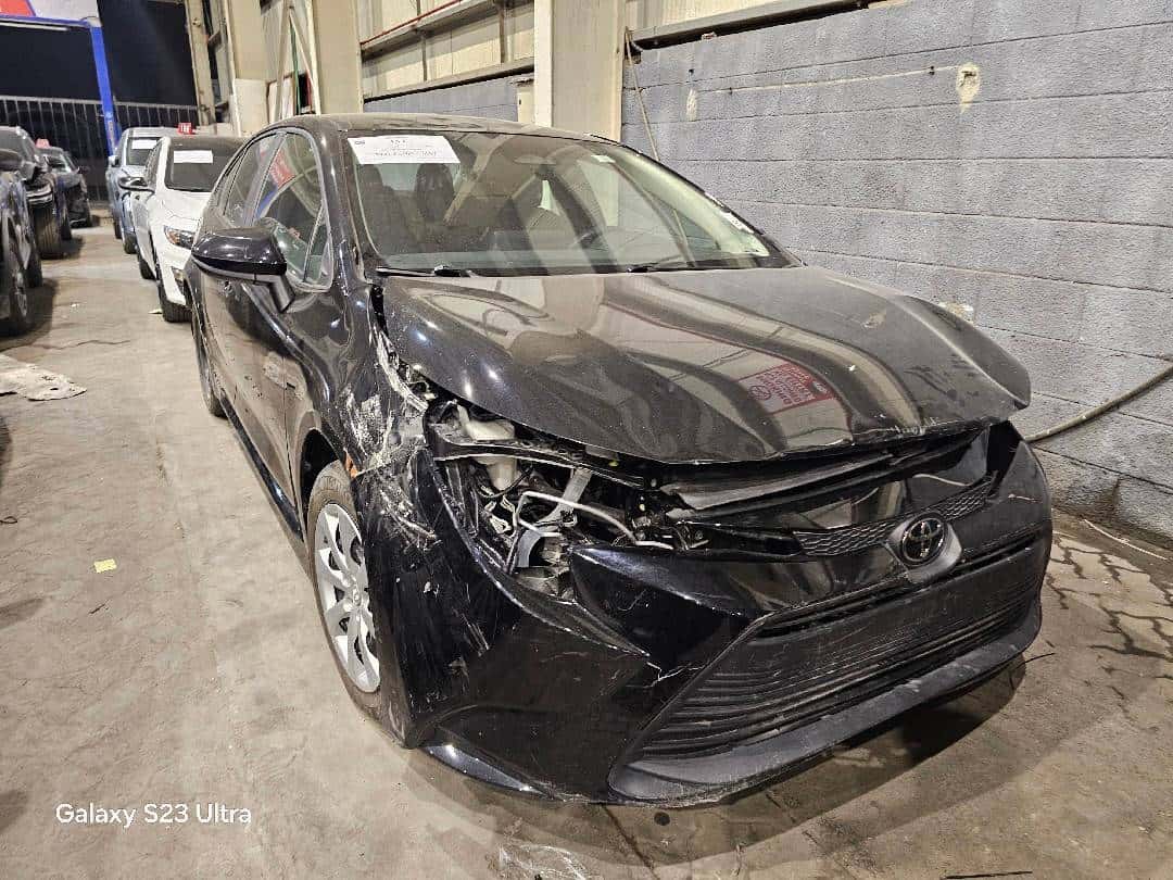Toyota Corolla 2023 thumbnail 1