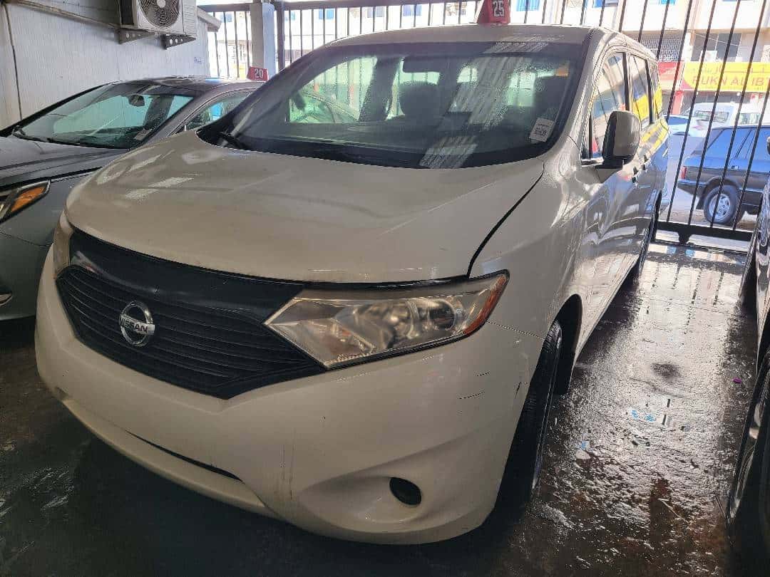 NISSAN QUEST - Exterior