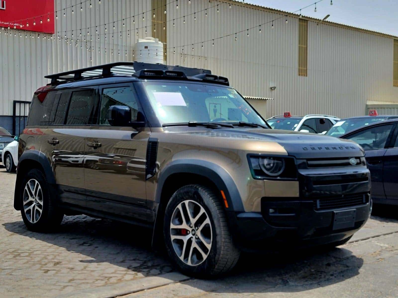LAND ROVER DEFENDER 110 S - Exterior
