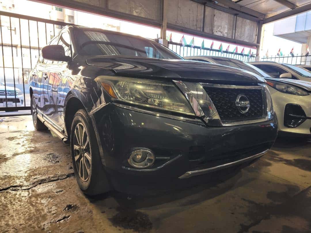 NISSAN PATHFINDER - Exterior