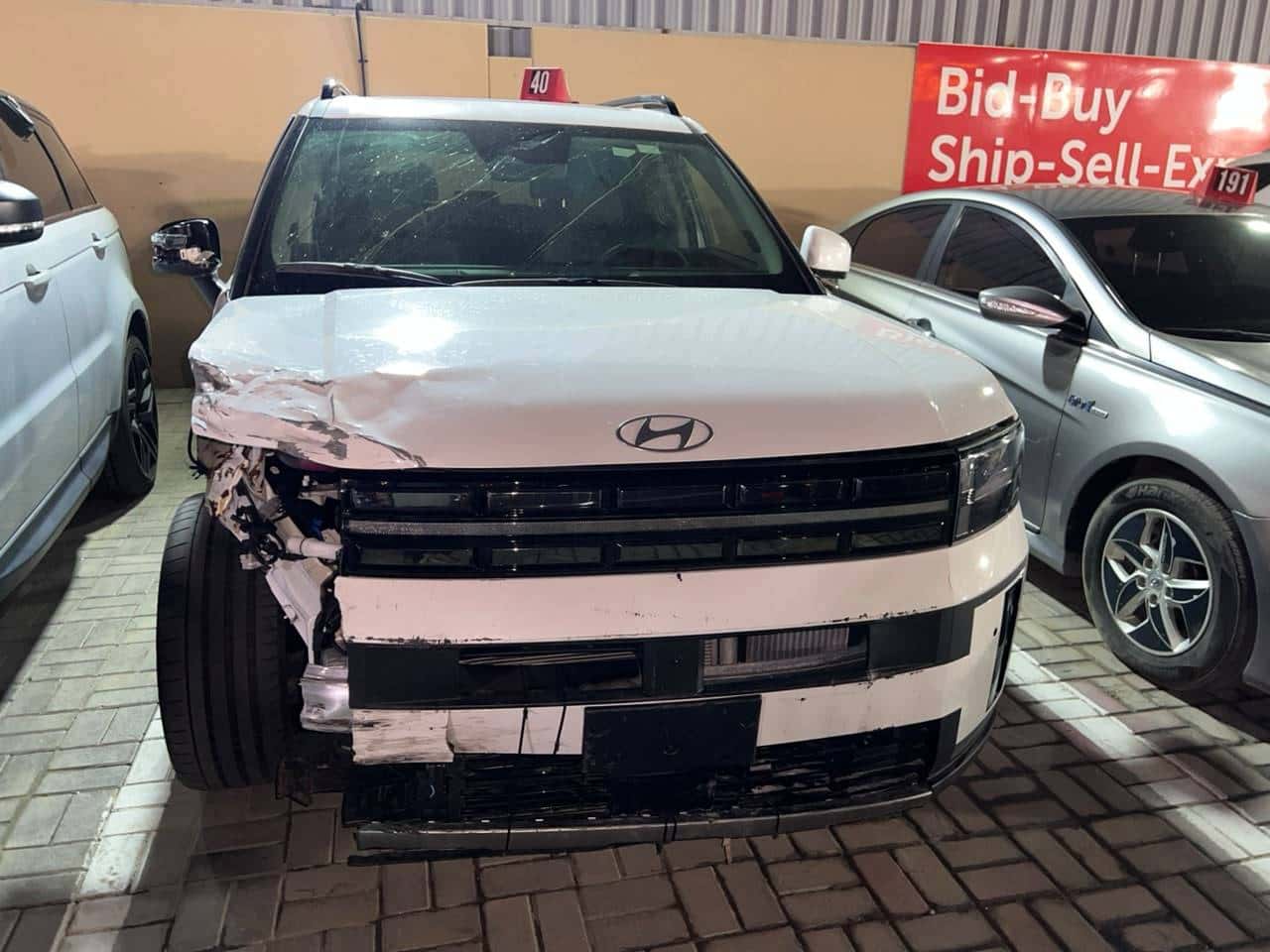 Hyundai SANTA FE LIMITED 2025 thumbnail 2