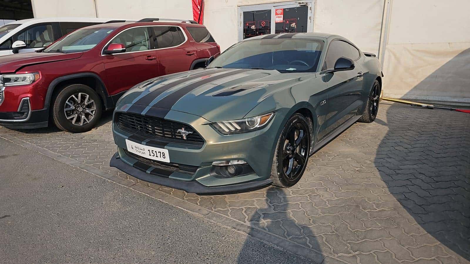 Ford Mustang 2017 thumbnail 4