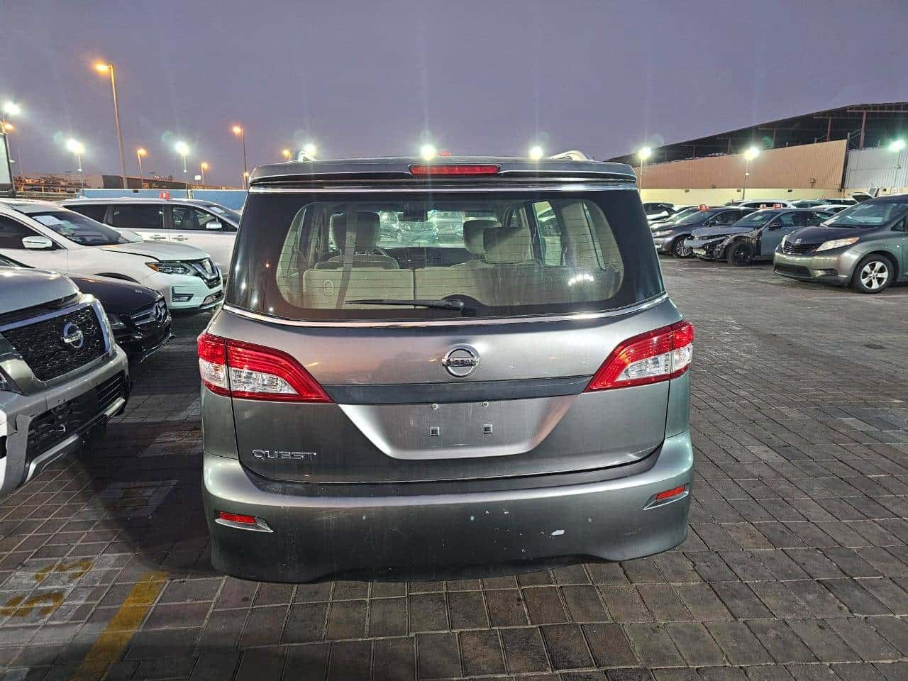 Nissan Quest 2014 thumbnail 6