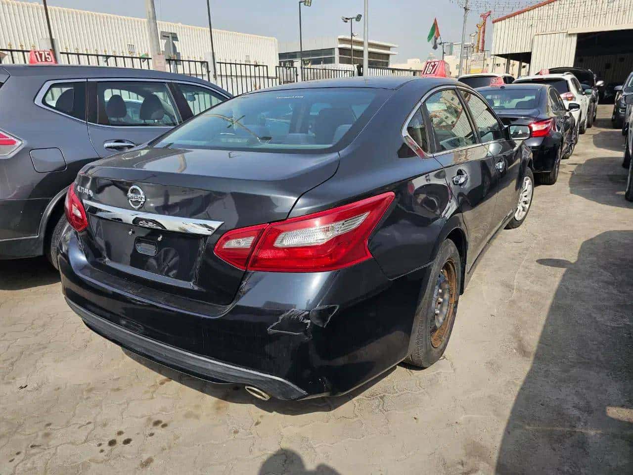 Nissan Altima 2018 thumbnail 3