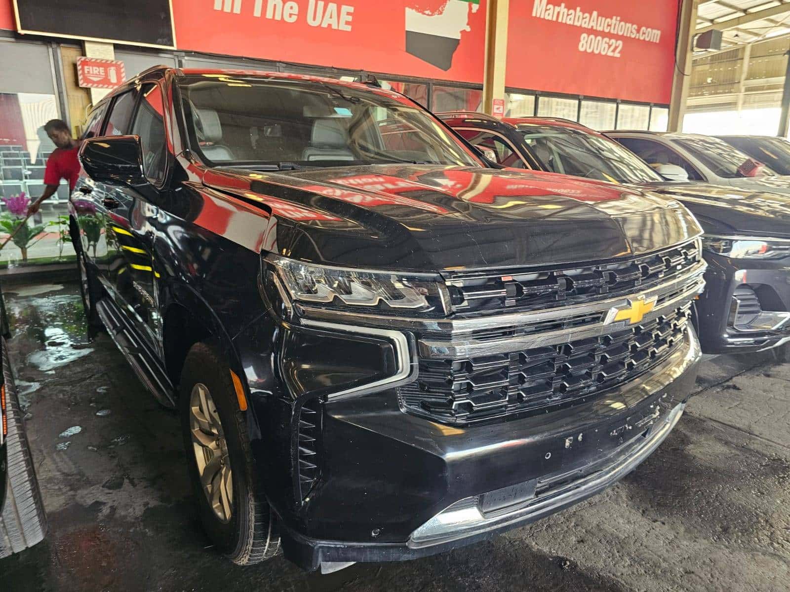 CHEVROLET Suburban 2023 thumbnail 3