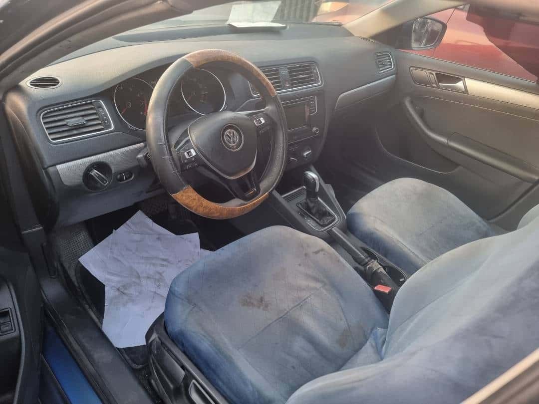 VOLKSWAGEN Jetta 2017 thumbnail 6