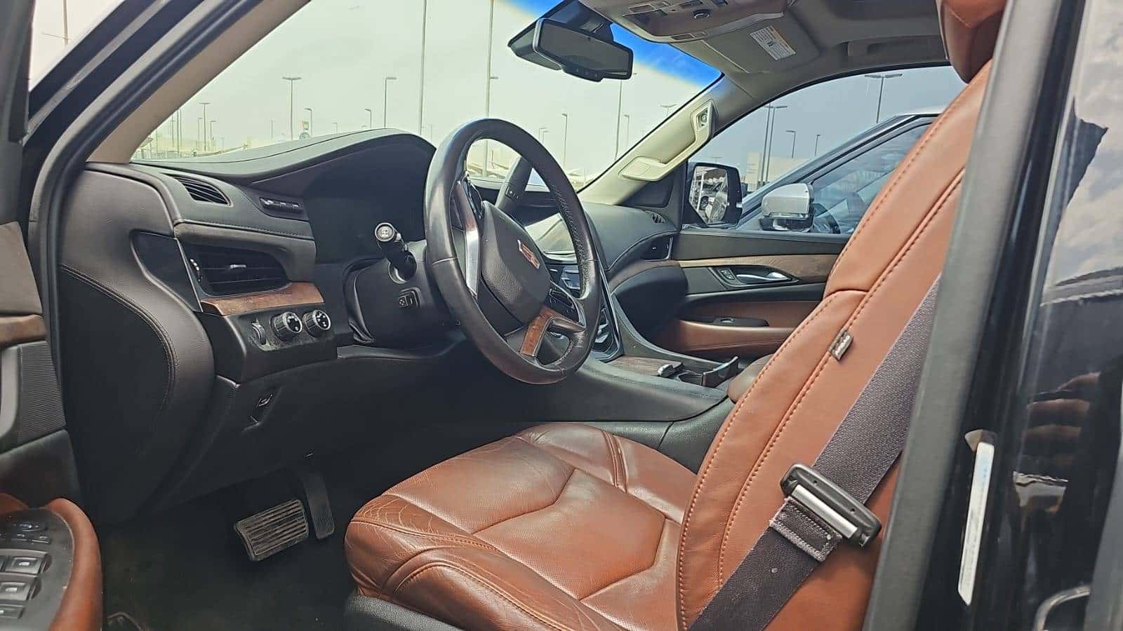 CADILLAC ESCALADE - Exterior