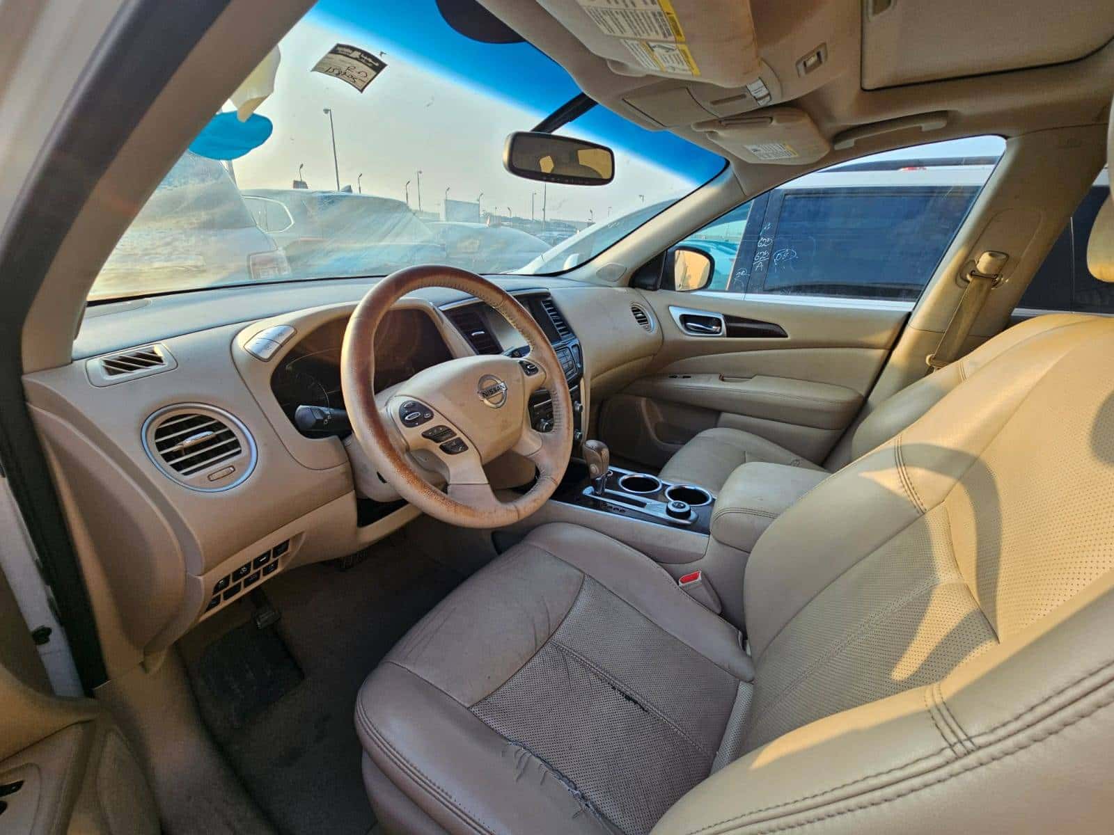 Nissan Pathfinder 2015 thumbnail 6