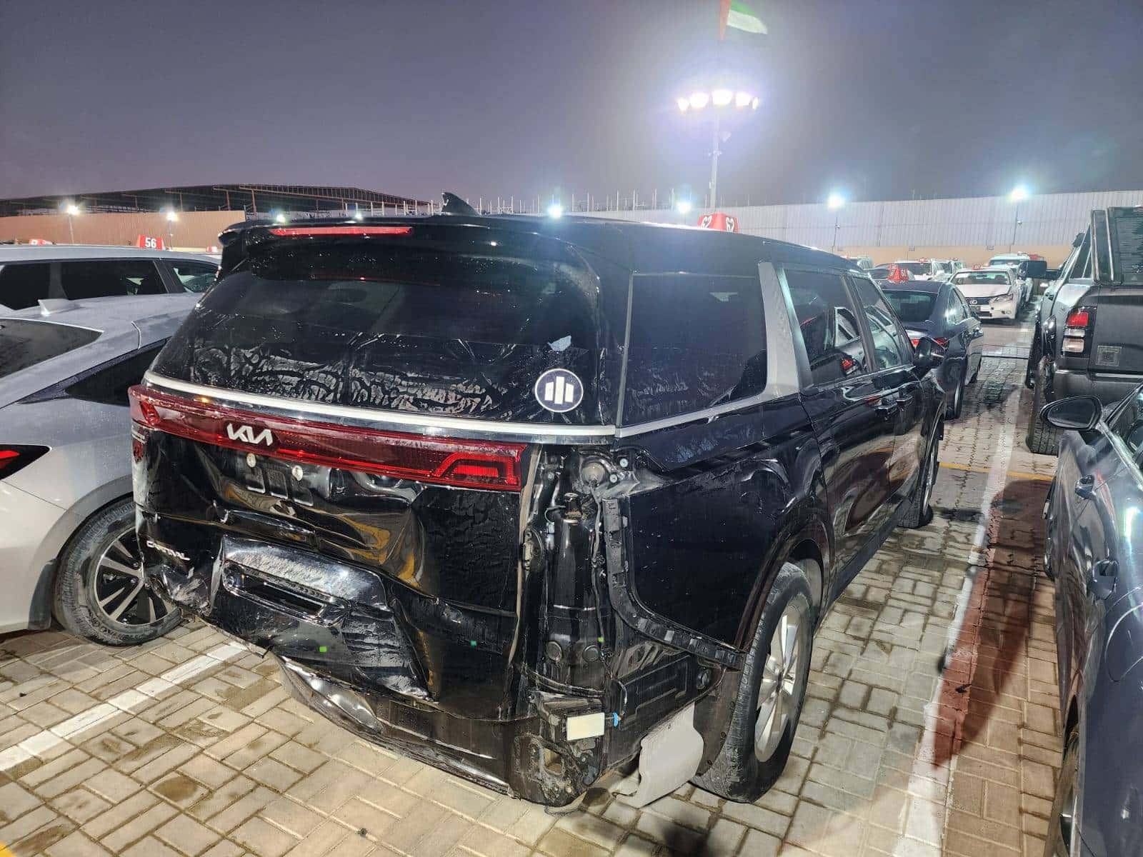 KIA CARNIVAL LX 2023 thumbnail 1