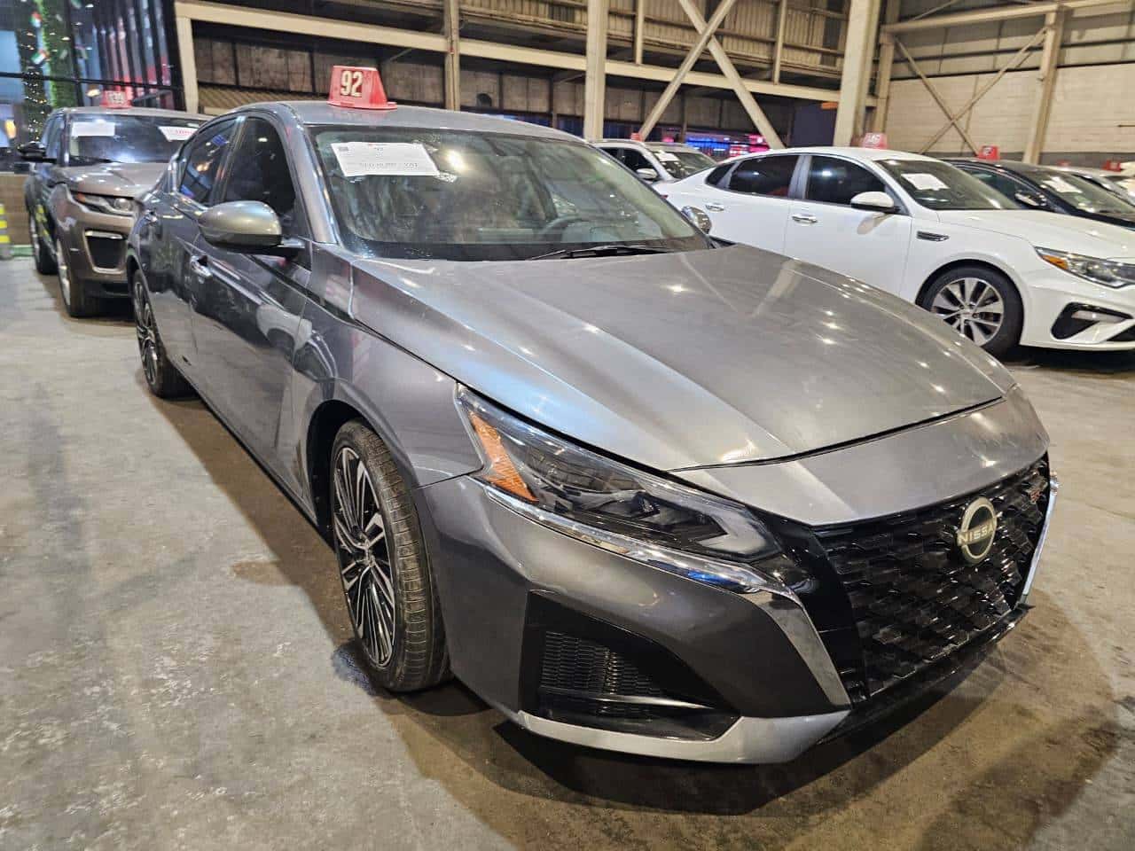 Nissan Altima 2020 thumbnail 2
