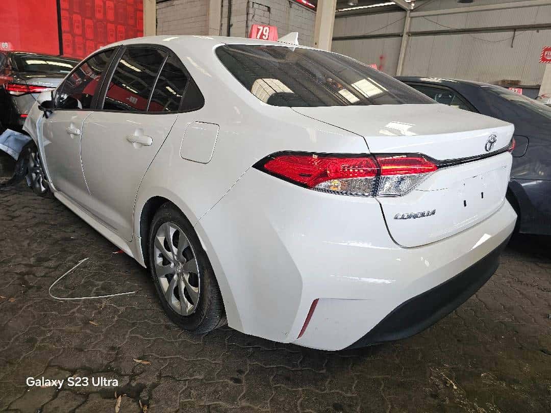 TOYOTA COROLLA 2024 thumbnail 1