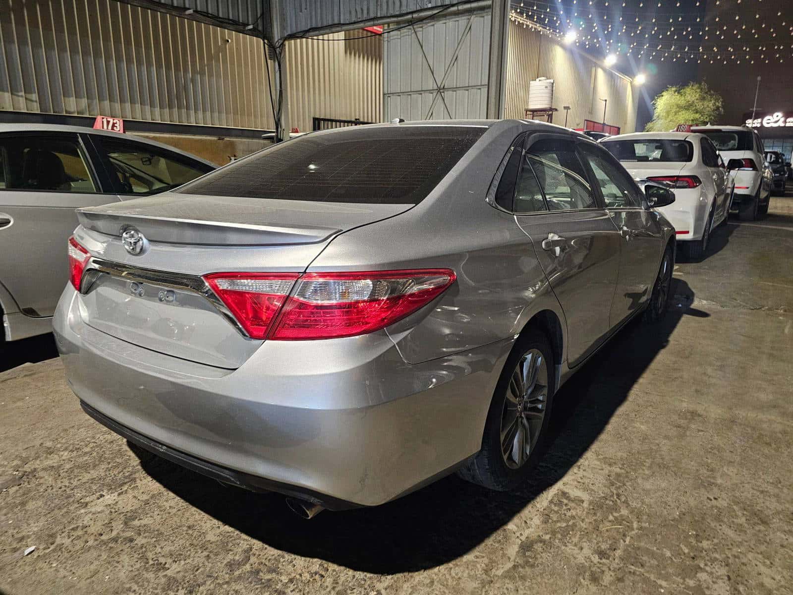 TOYOTA CAMRY 2015 thumbnail 2