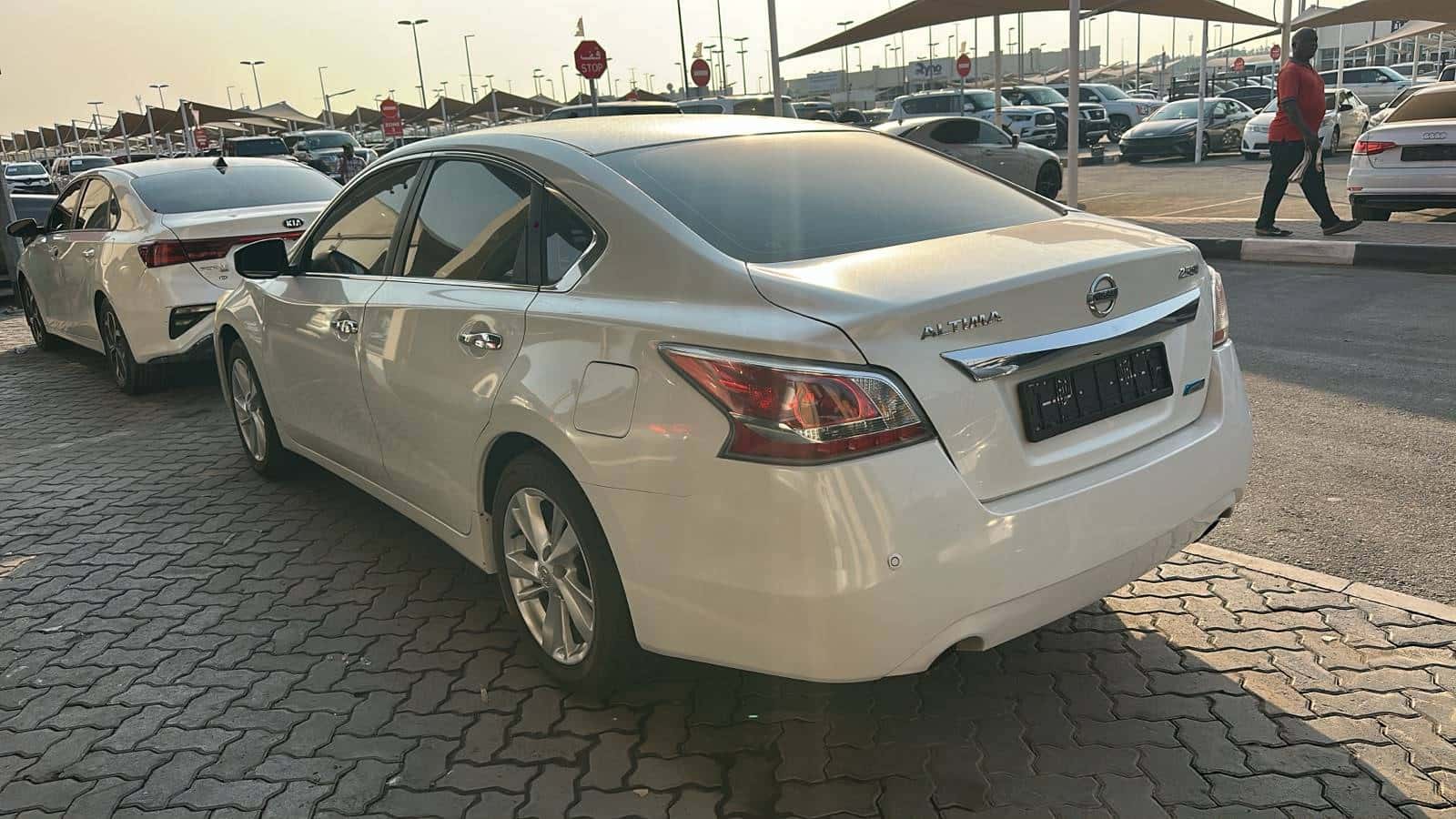 Nissan Altima 2014 thumbnail 4