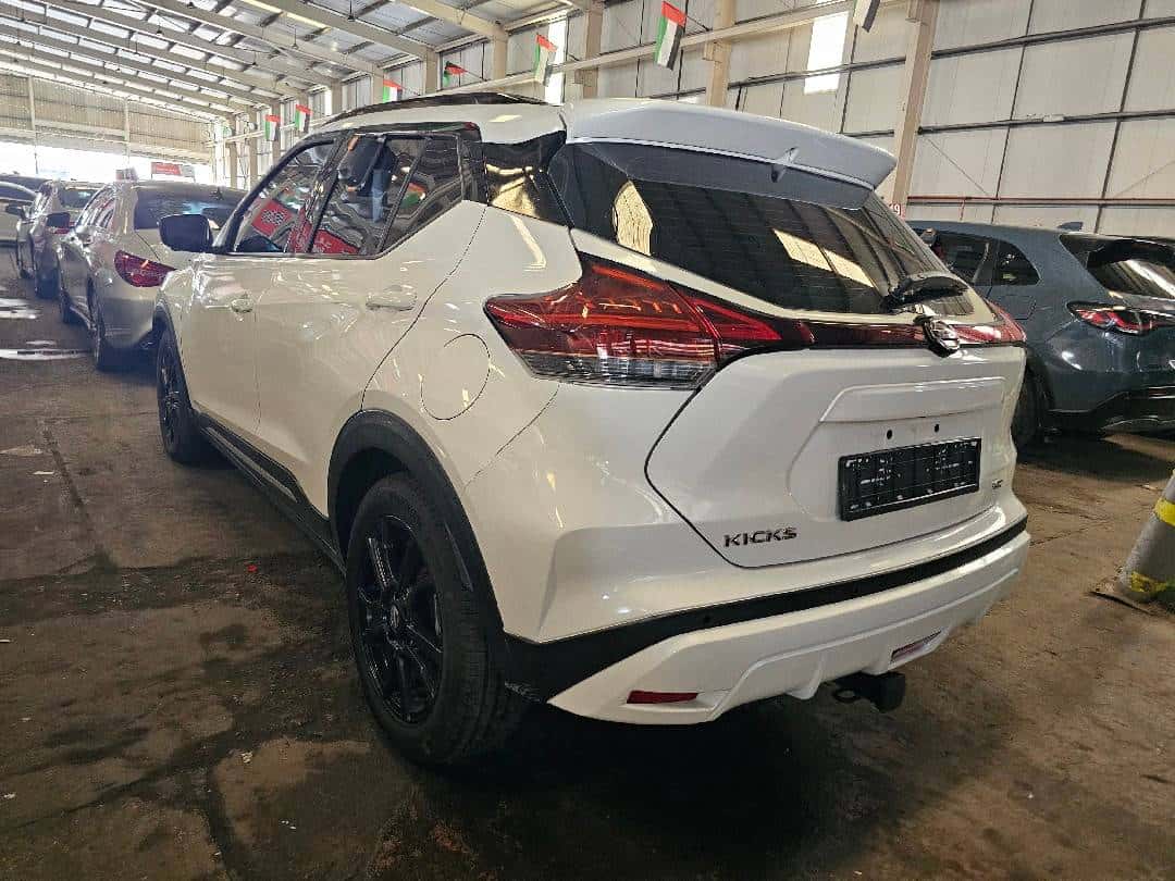 Nissan Kicks 2022 thumbnail 1