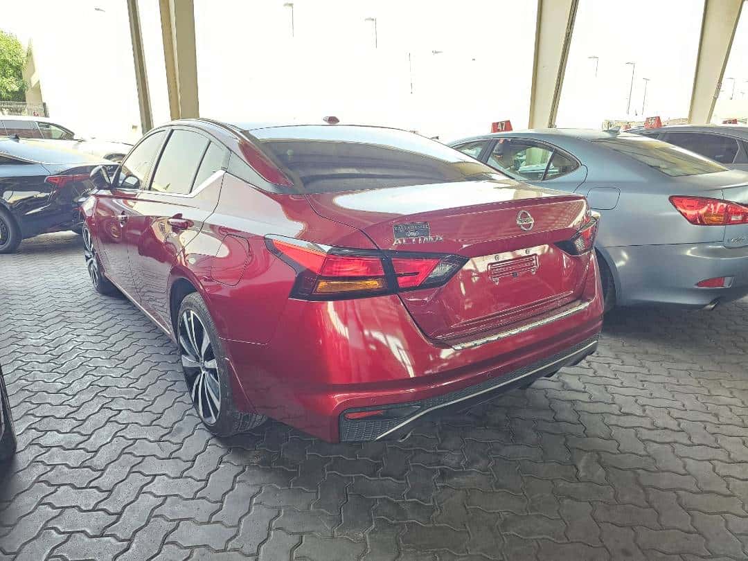 NISSAN ALTIMA - Exterior