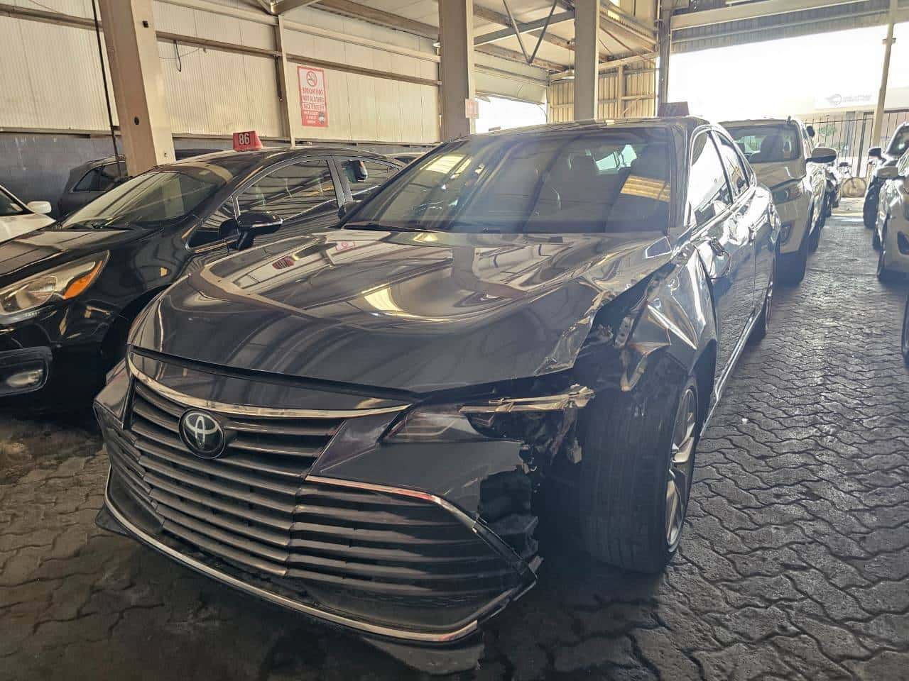 Toyota Avalon 2021 thumbnail 5