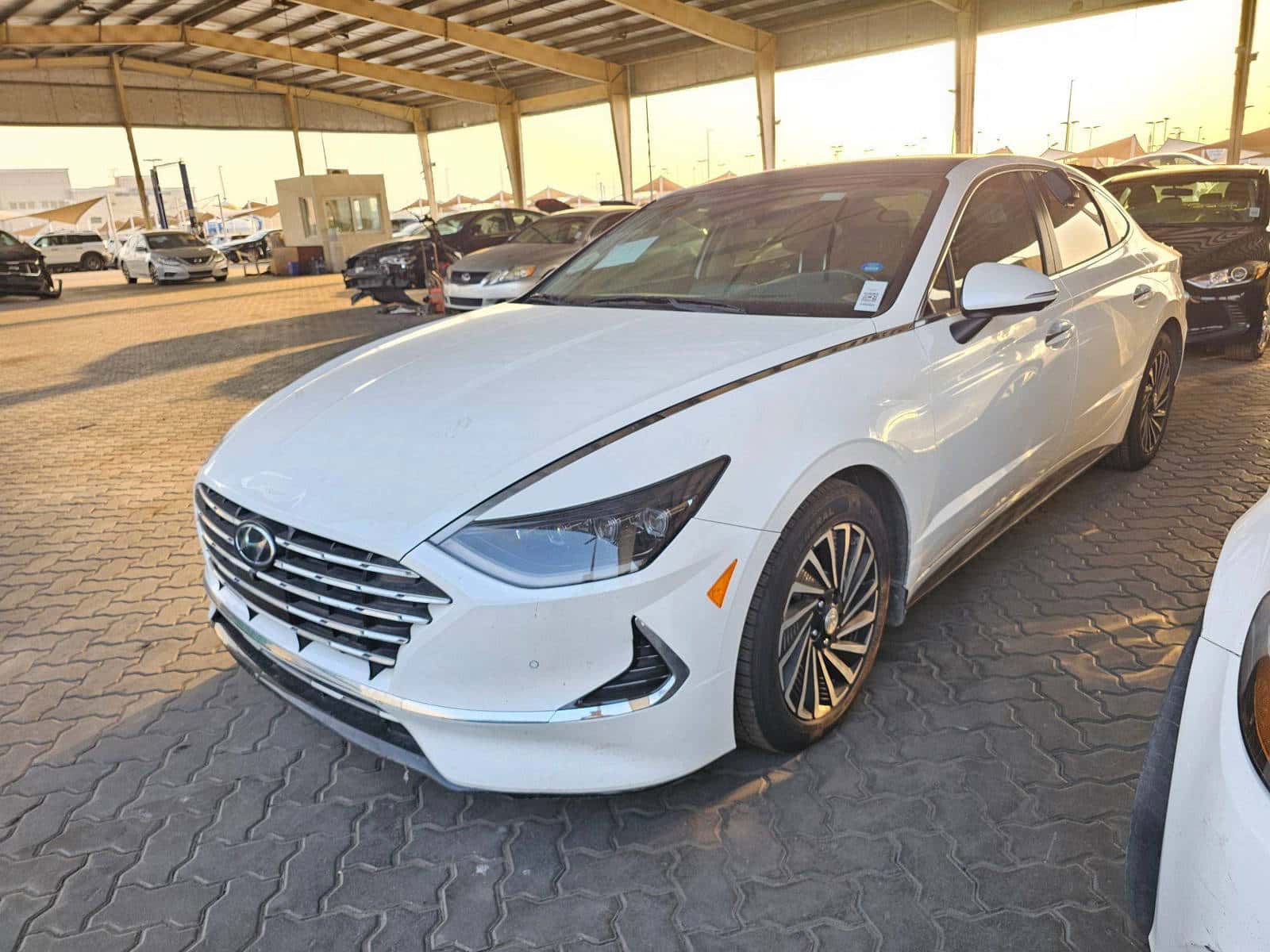 HYUNDAI SONATA - Exterior