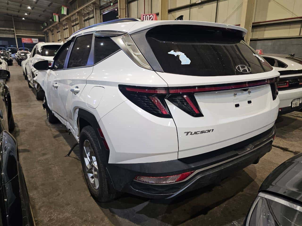HYUNDAI TUCSON 2023 thumbnail 4