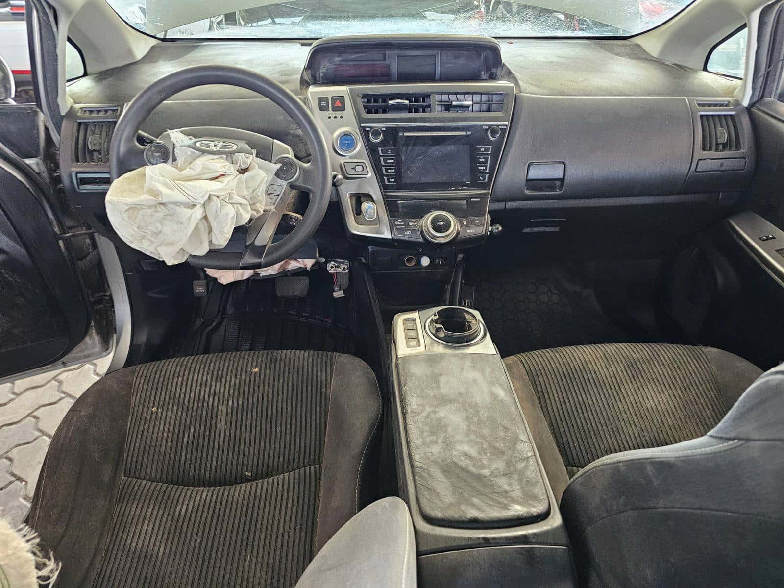 TOYOTA PRIUS - Exterior