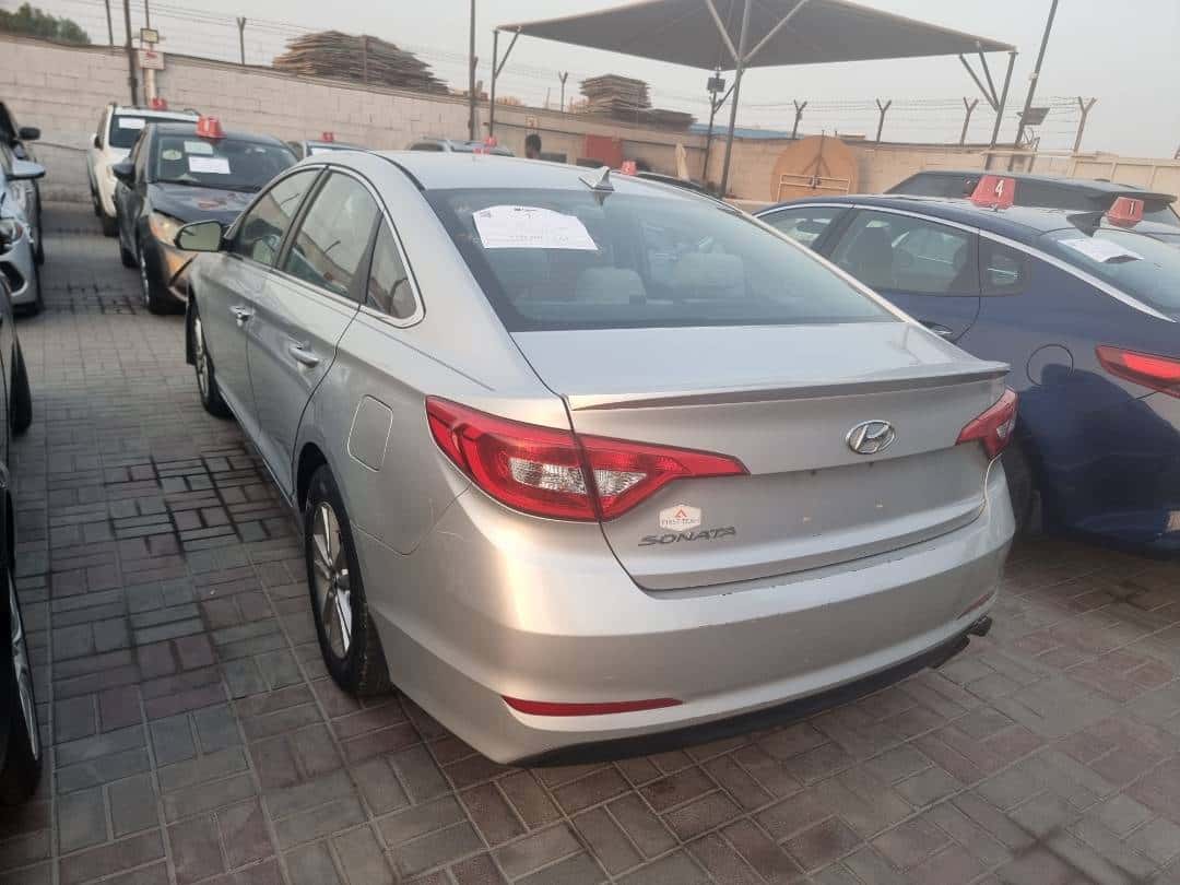 Hyundai Sonata 2016 thumbnail 4