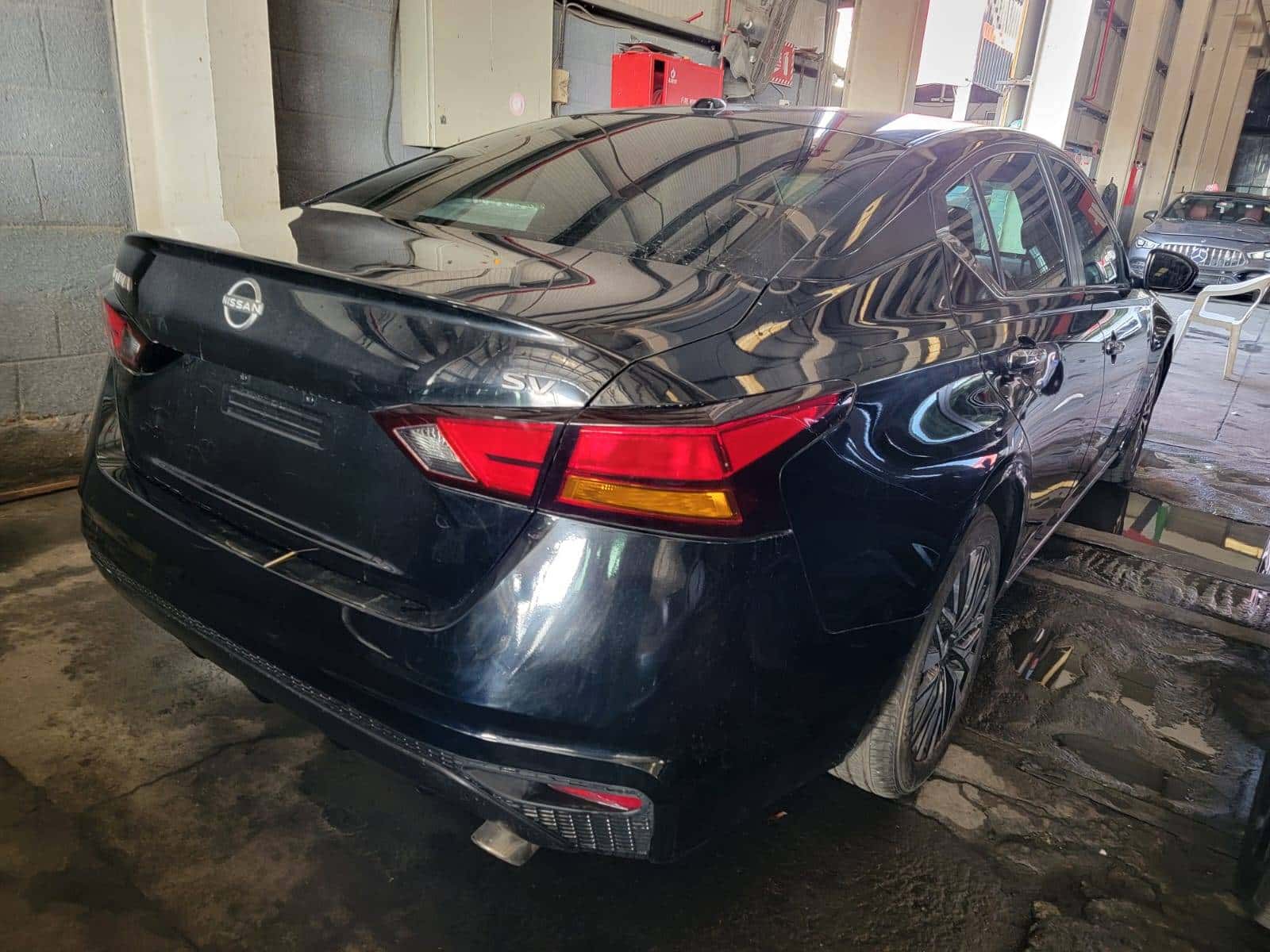 Nissan Altima 2024 thumbnail 3