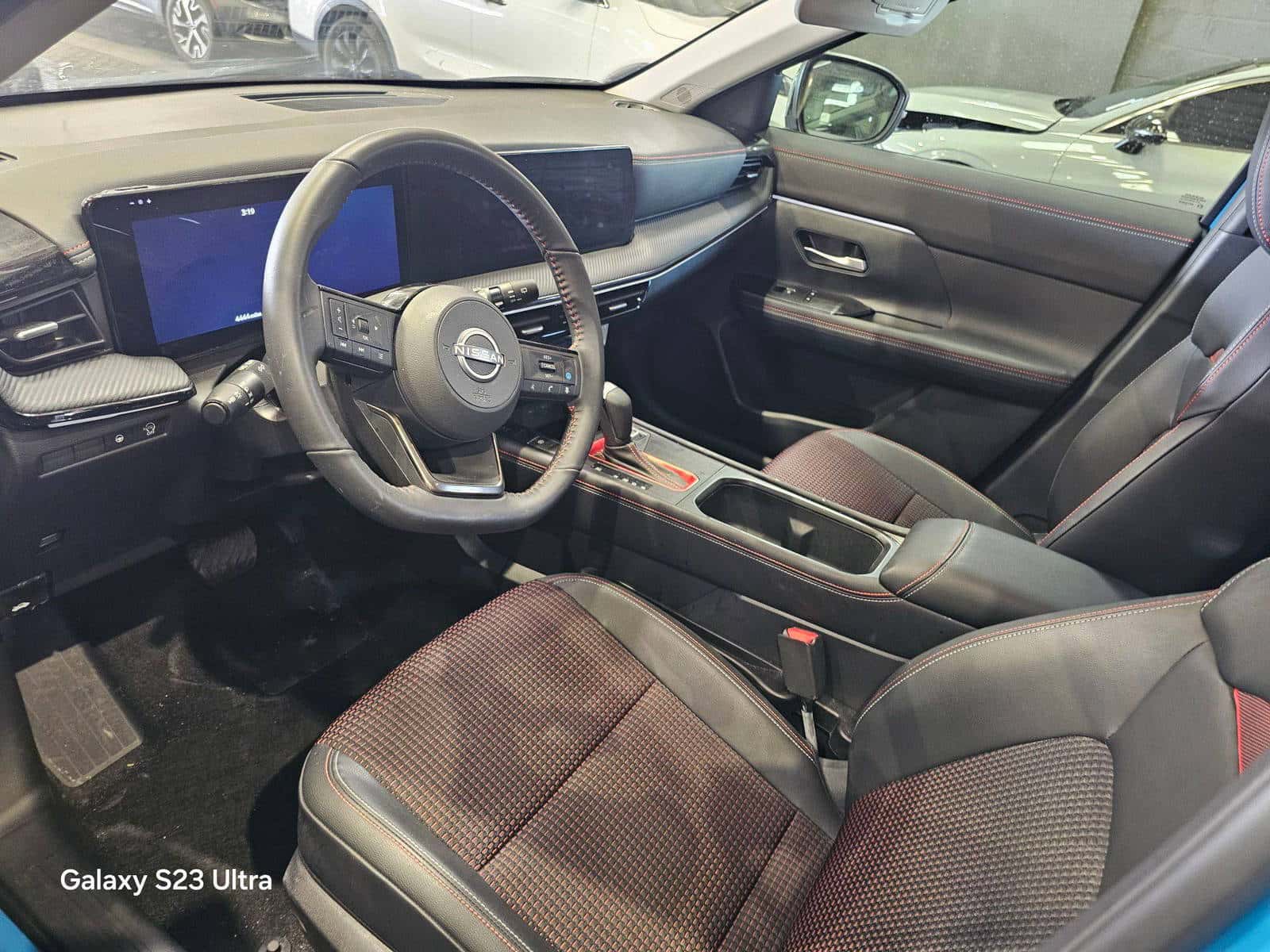 Nissan Kicks 2025 thumbnail 7