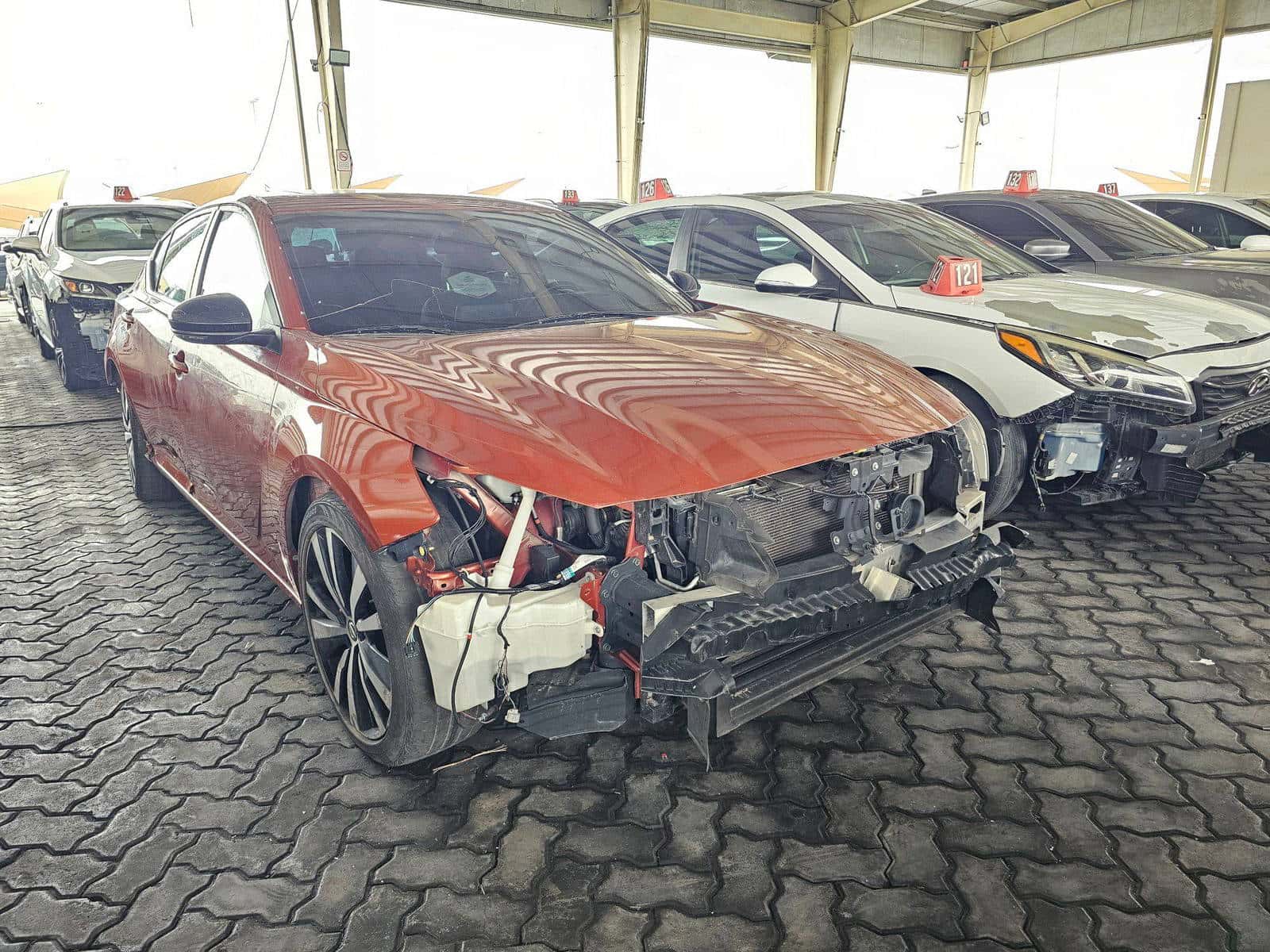 Nissan Altima 2021 thumbnail 3