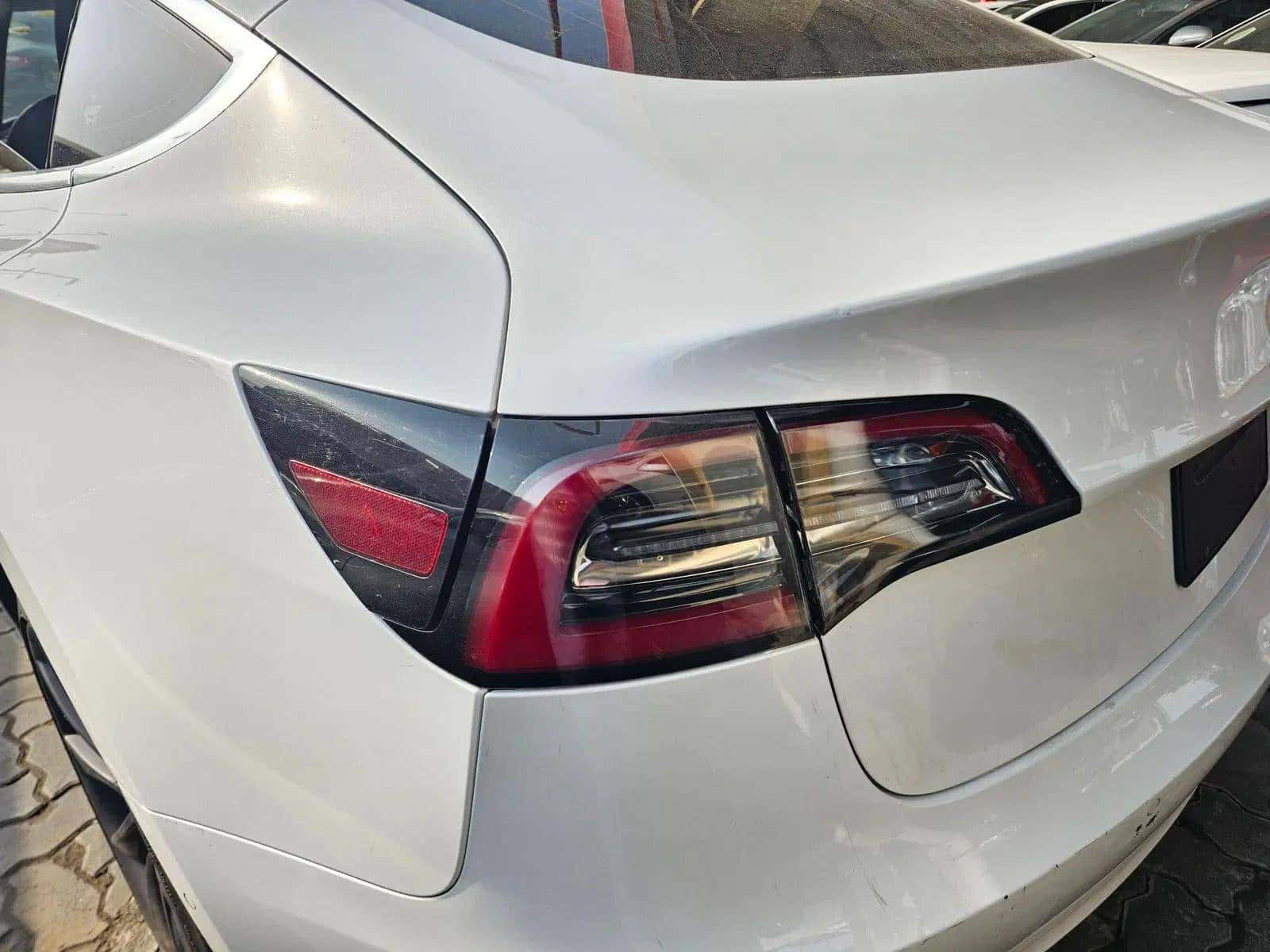 Tesla Model 3 2019 thumbnail 6