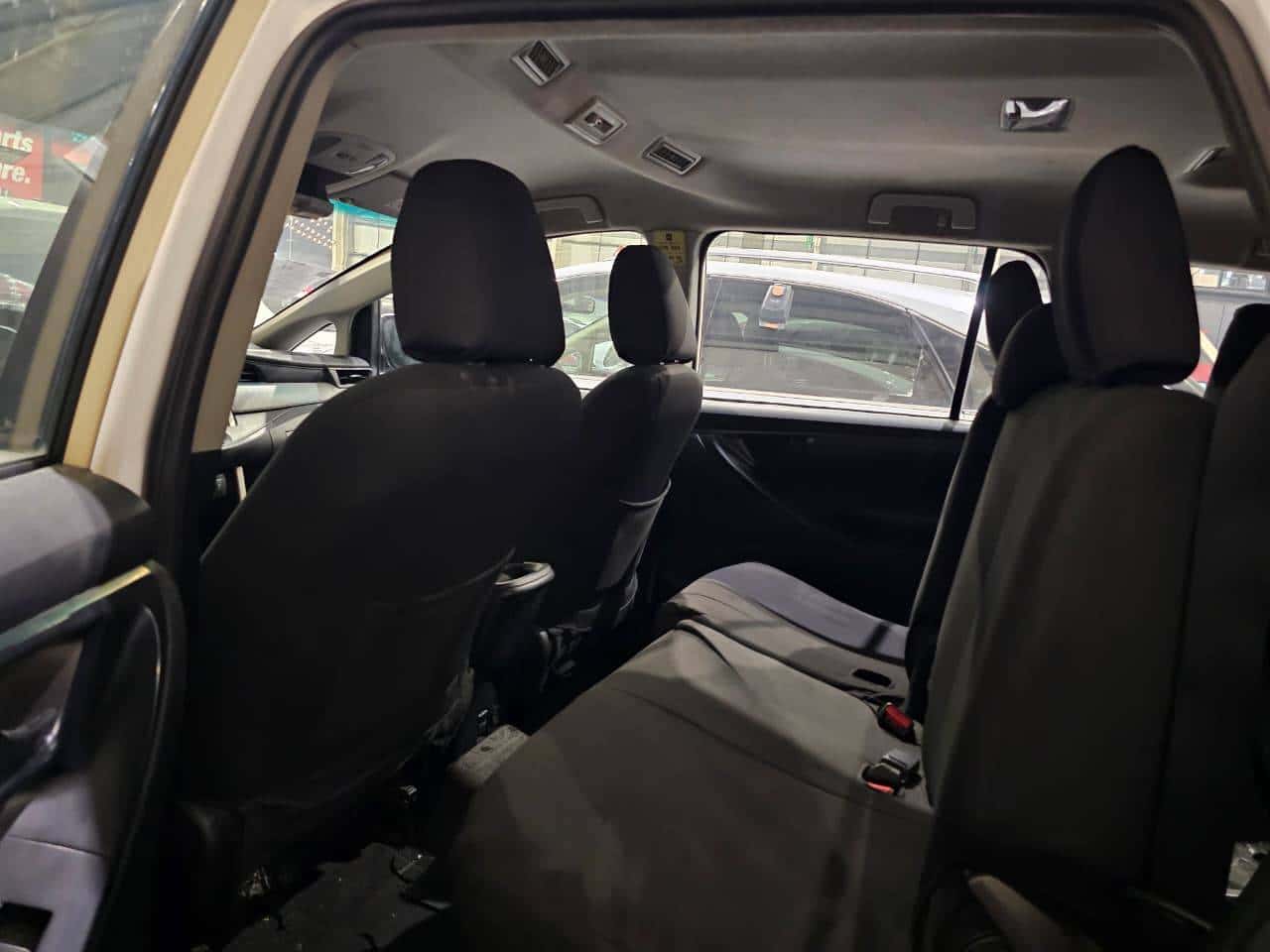 Toyota INNOVA 2021 thumbnail 6