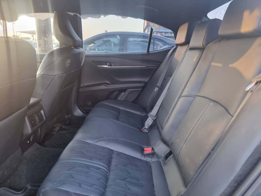 TOYOTA CAMRY 2025 thumbnail 6