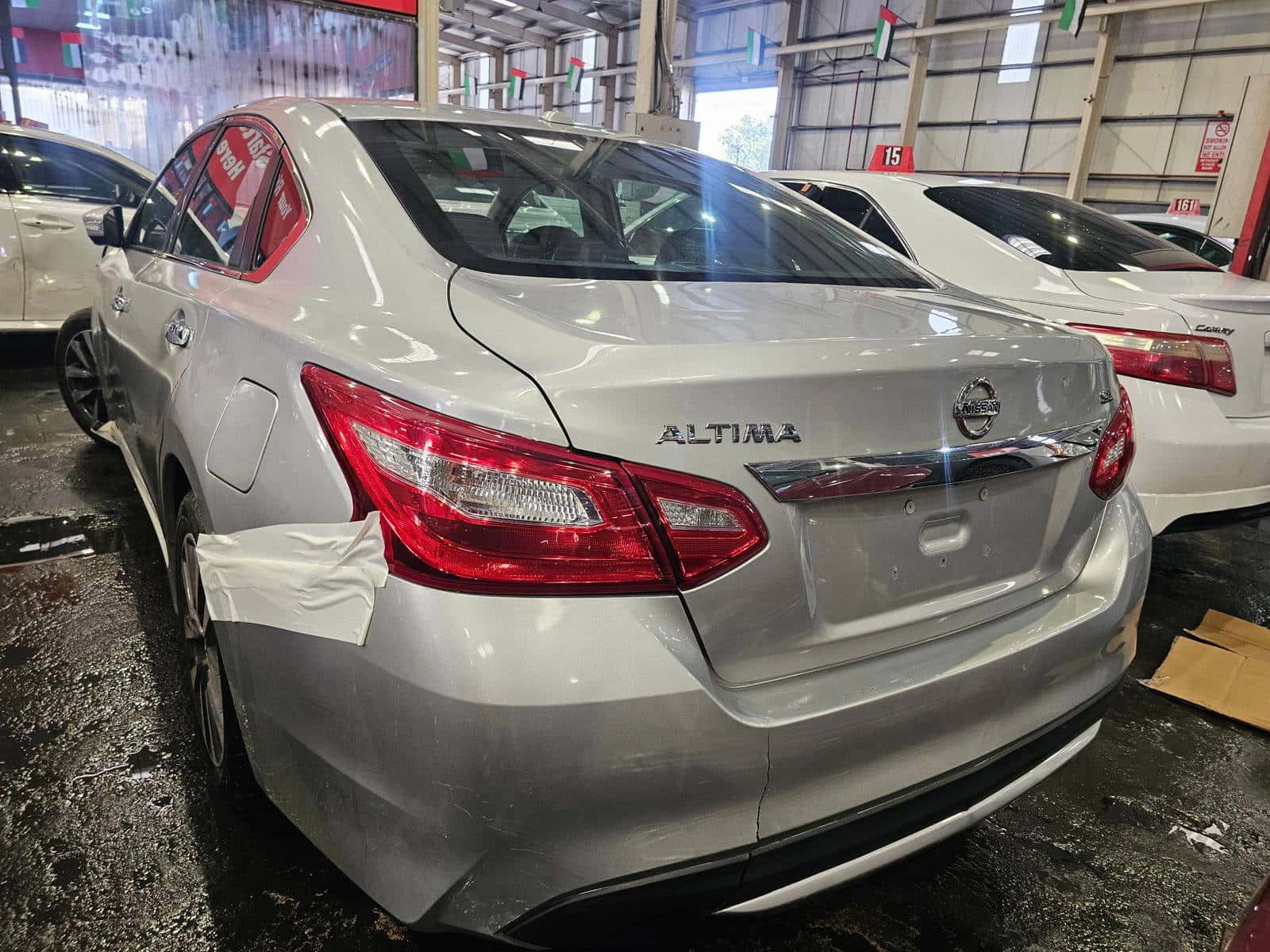 NISSAN ALTIMA - Exterior