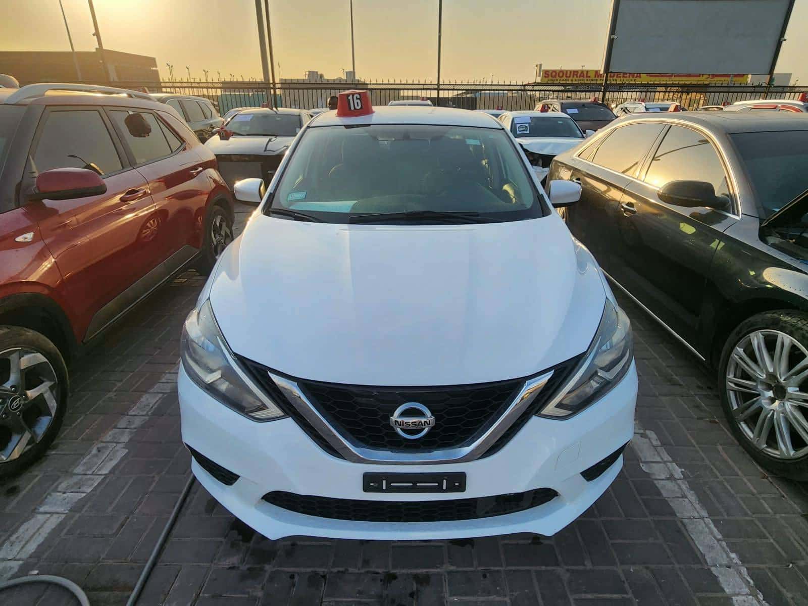 Nissan Sentra 2019 thumbnail 2