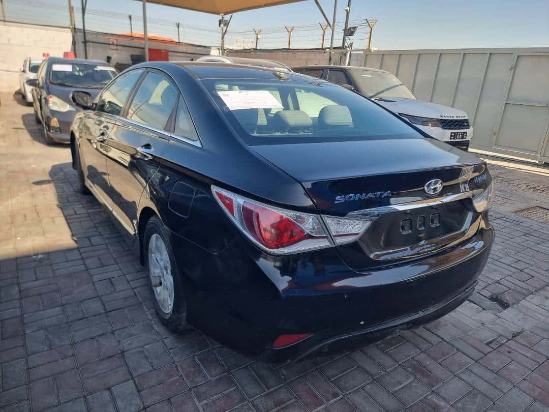 HYUNDAI SONATA - Exterior