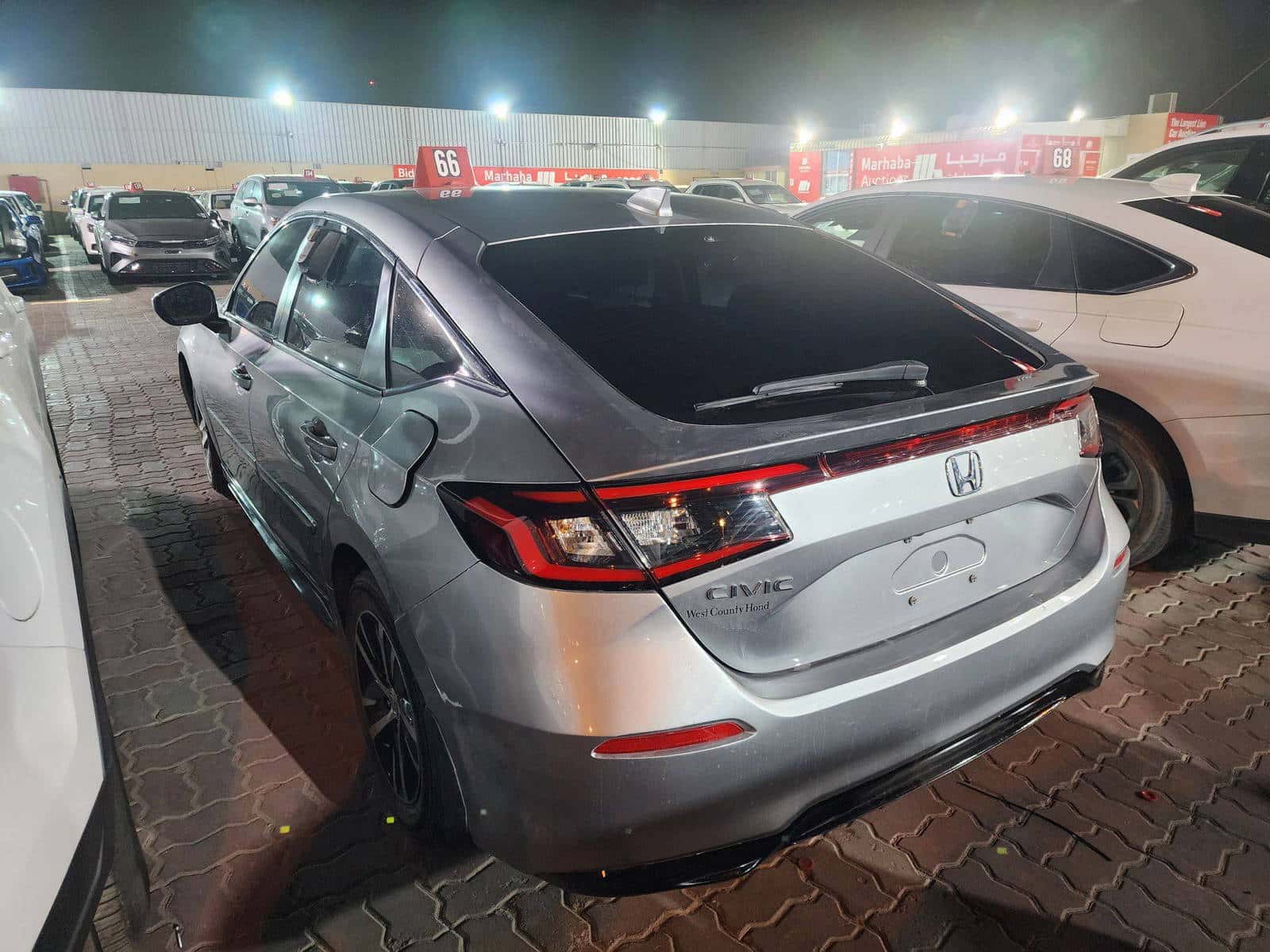 Honda Civic 2023 thumbnail 4