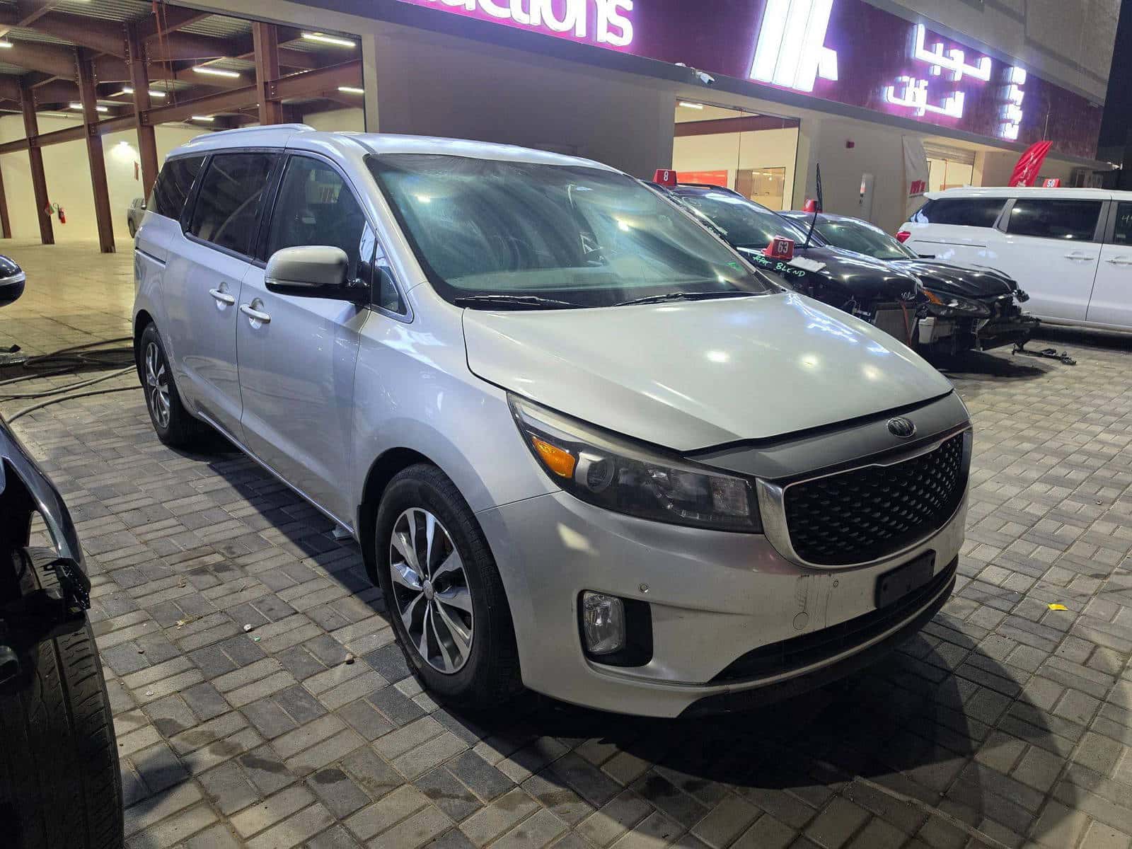 KIA SEDONA 2018 thumbnail 3