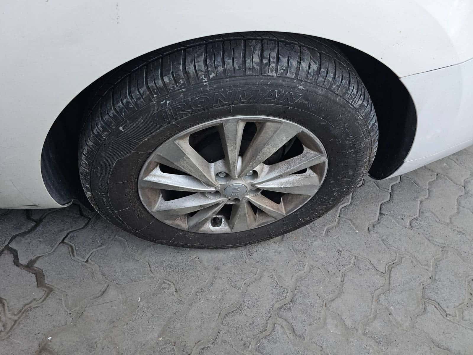 KIA SEDONA 2016 thumbnail 5