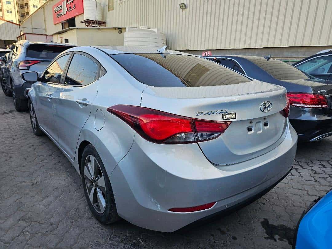 HYUNDAI ELANTRA 2015 thumbnail 1