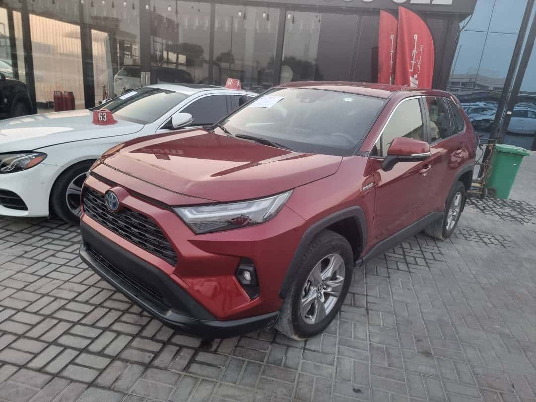 Toyota RAV4 2024 thumbnail 3
