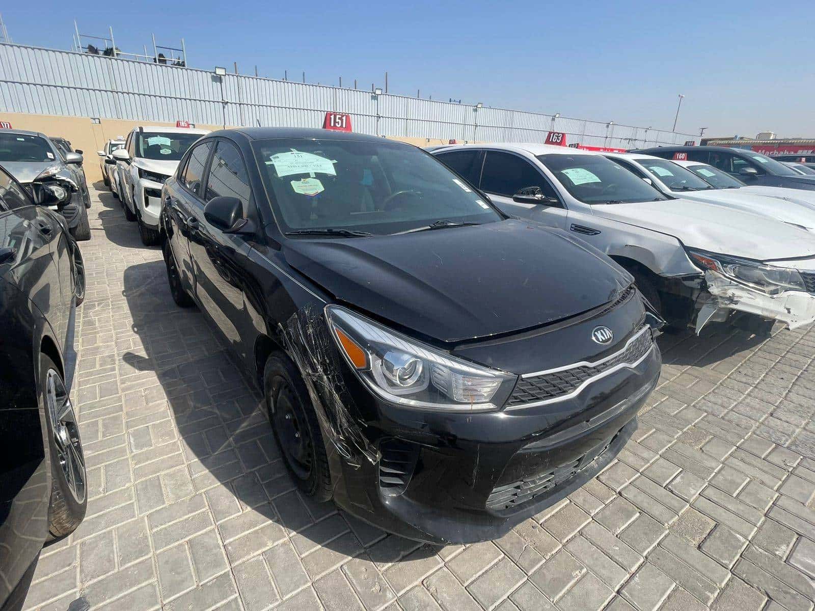 KIA RIO - Exterior