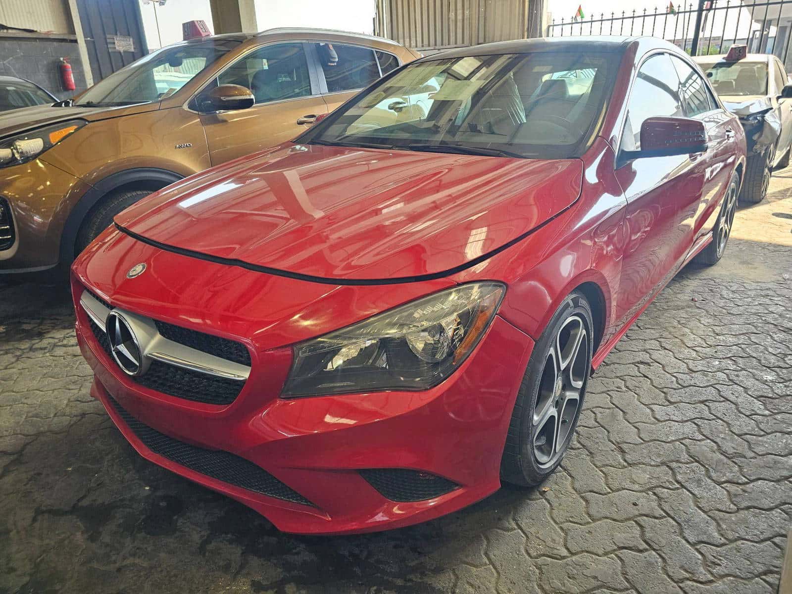 MERCEDES BENZ CLA 250 2014 thumbnail 3