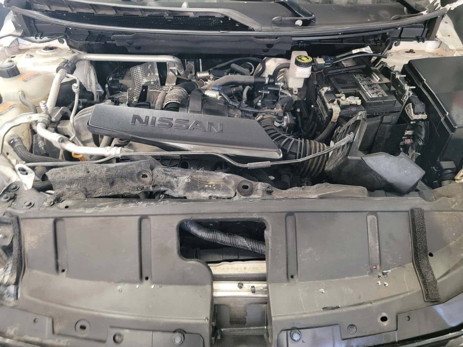 NISSAN ROGUE - Exterior