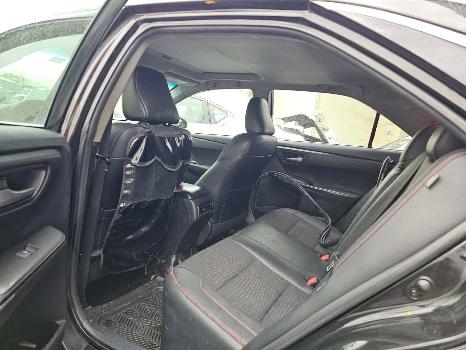 TOYOTA CAMRY - Exterior