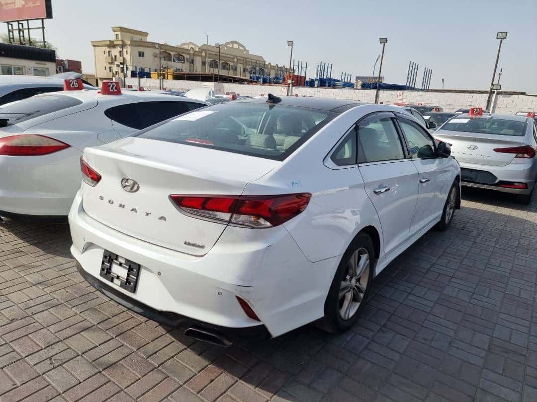 HYUNDAI SONATA SPORT - Exterior